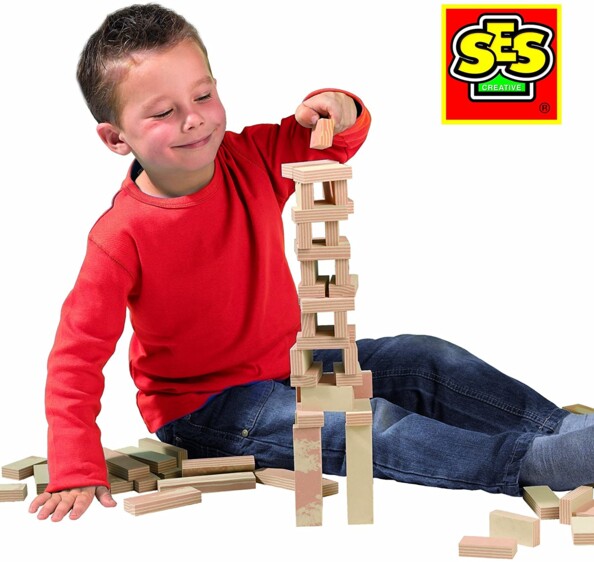 Juego de construcción con cubos de espuma