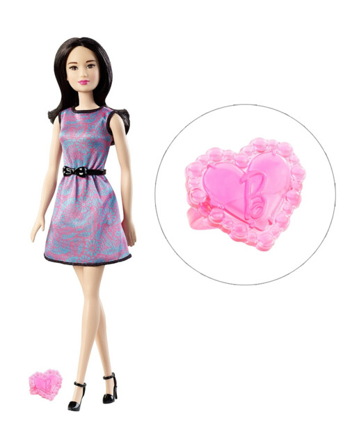 Barbie colección Friends – Léa con falda bicolor