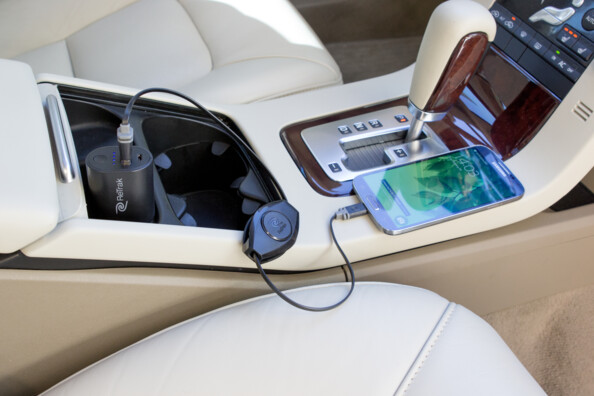 ReTrak ETPB2CM5 power bank 2200 mAh con cable retráctil