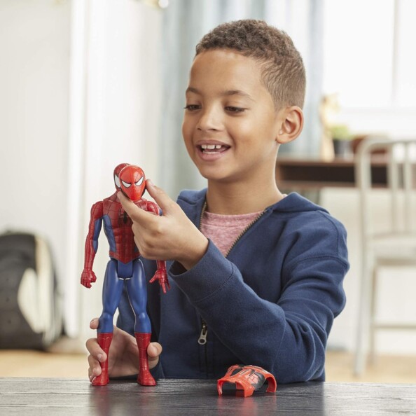 Figura de Spider-Man de 30 cm – colección Titan Hero