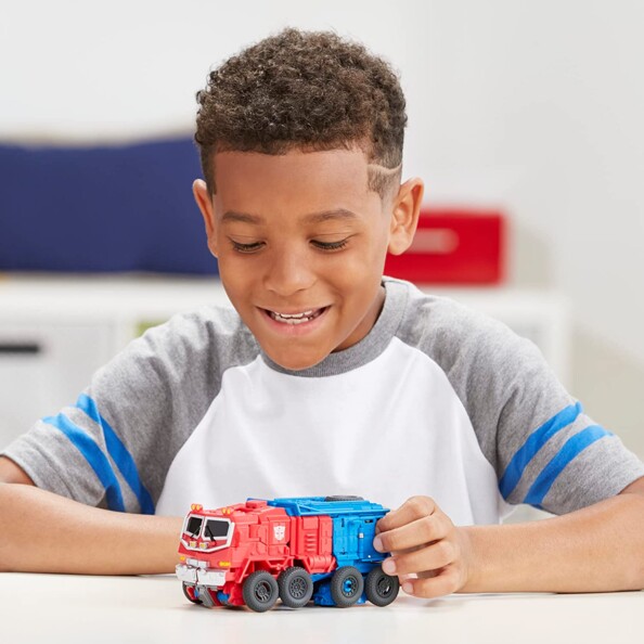 Figura Transformers Optimus Prime 22,5 cm