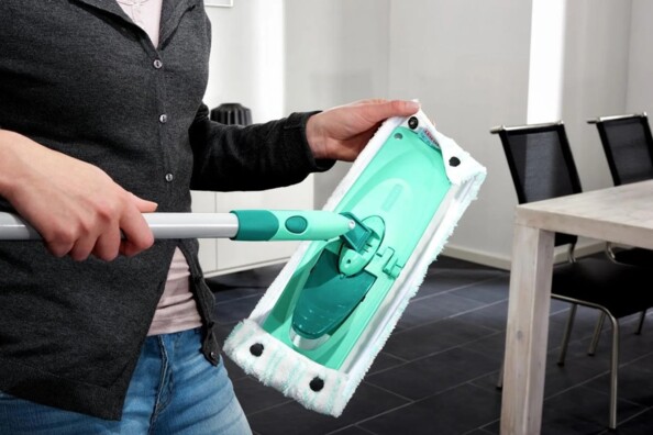 Set Leifheit cubo y fregona con escurridor: limpieza fácil