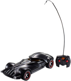 Coche a control remodo de Darth Vader de Star Wars